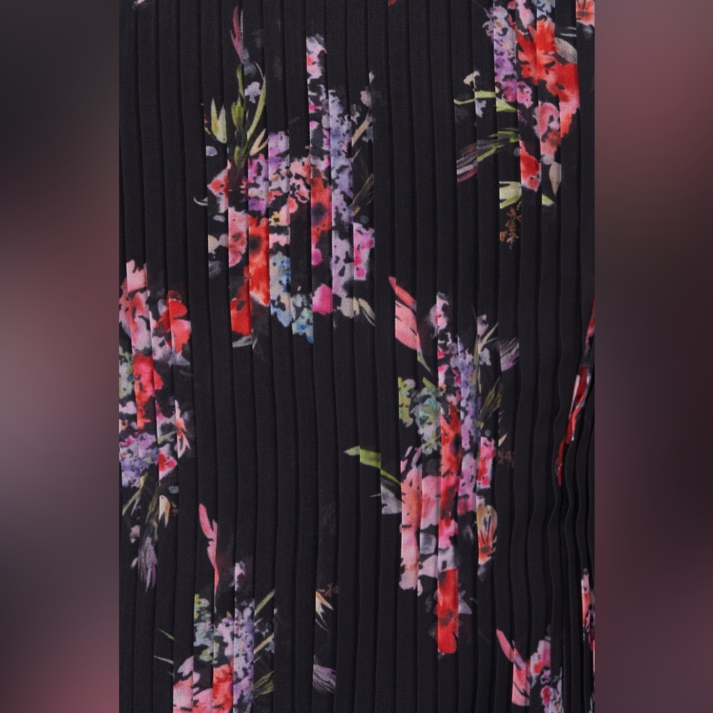 AMUR Black Floral Blouse with Sheer Sleeves Medium - Picture 7 of 7